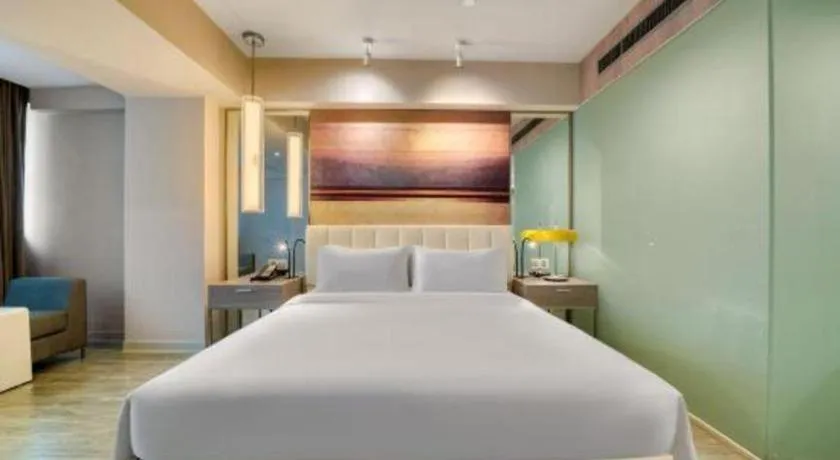 Bed in Jinjiang Metropolo Hotel - Hangzhou Xiasha