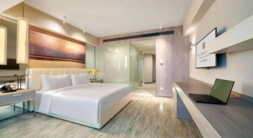 Bed in Jinjiang Metropolo Hotel - Hangzhou Xiasha