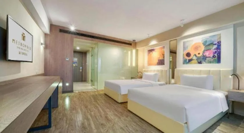 Bed in Jinjiang Metropolo Hotel - Hangzhou Xiasha