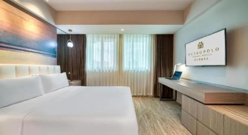 Bed in Jinjiang Metropolo Hotel - Hangzhou Xiasha