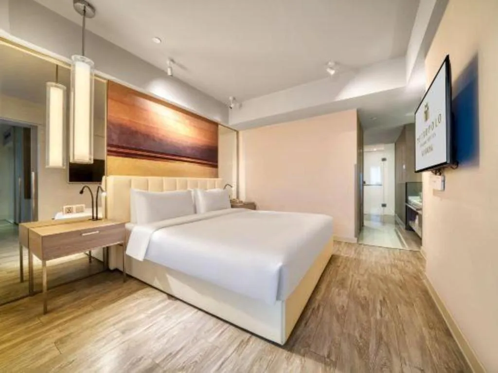 Bed in Jinjiang Metropolo Hotel - Hangzhou Xiasha