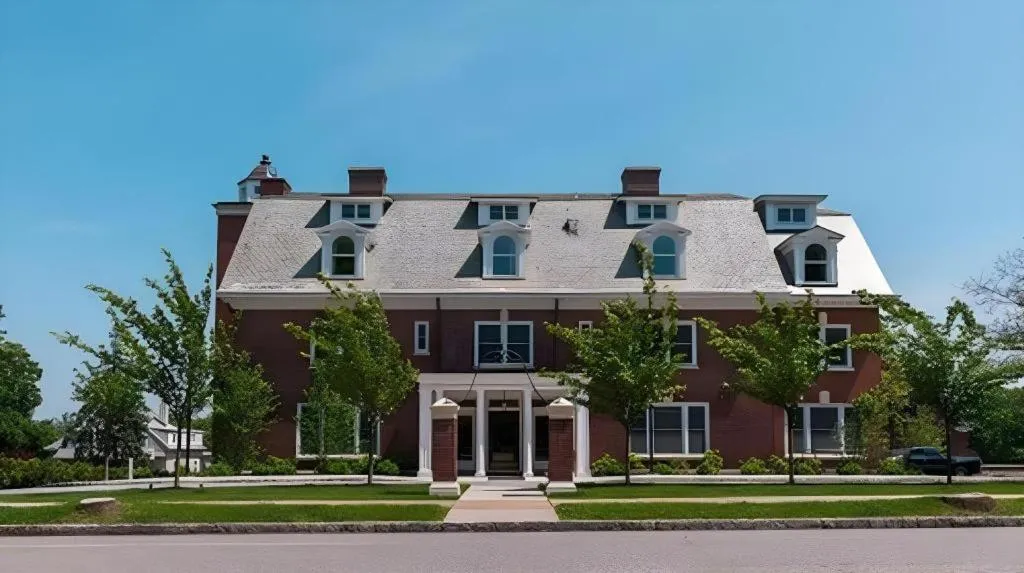 The George Montclair