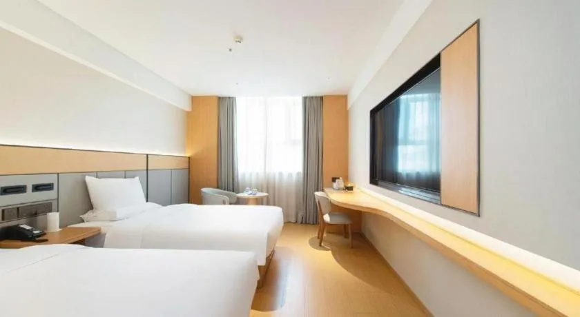 Bed in JI Hotel Xi'an Dayanta