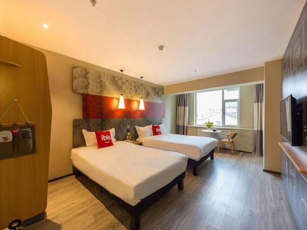 Bed in Ibis Lanzhou Dongfanghong Plaza Hotel