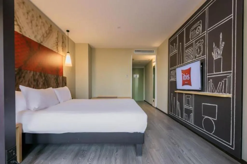 Bed in ibis xian North Second Ring Weiyang Rd Hotel