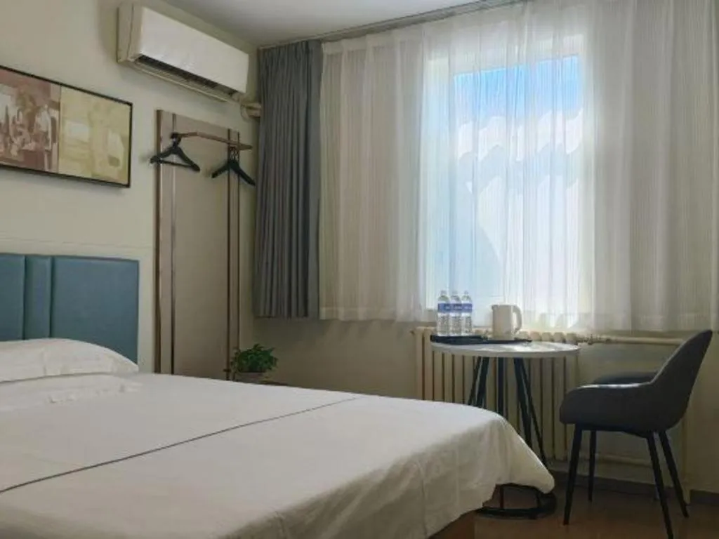 Bed in Jinjiang Inn Zibo People's Park Liuquan Road