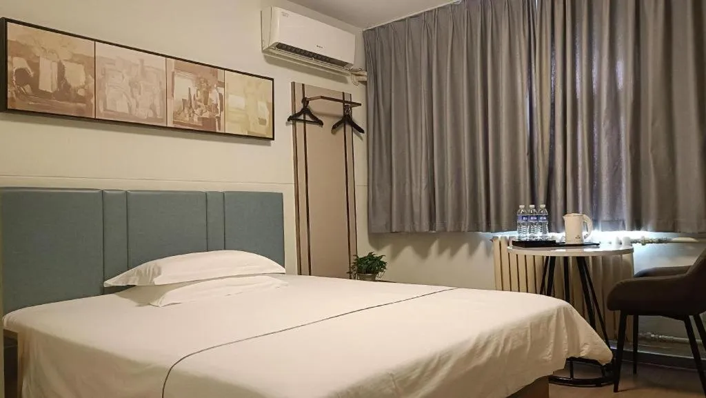 Bed in Jinjiang Inn Zibo People's Park Liuquan Road