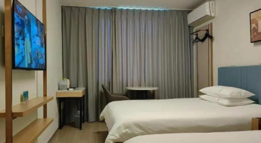 Bed in Jinjiang Inn Zibo People's Park Liuquan Road