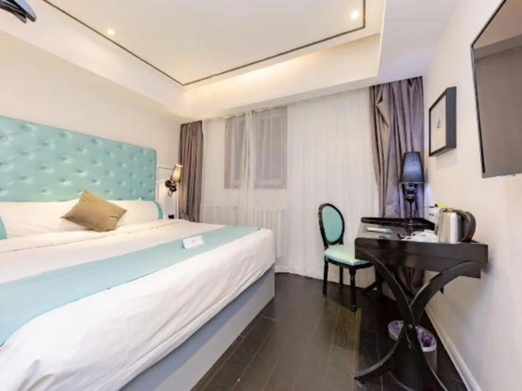 Bed in Xana Lite Jinan Railway Station