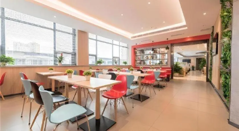 ibis Chengdu East Railway Station Hotel