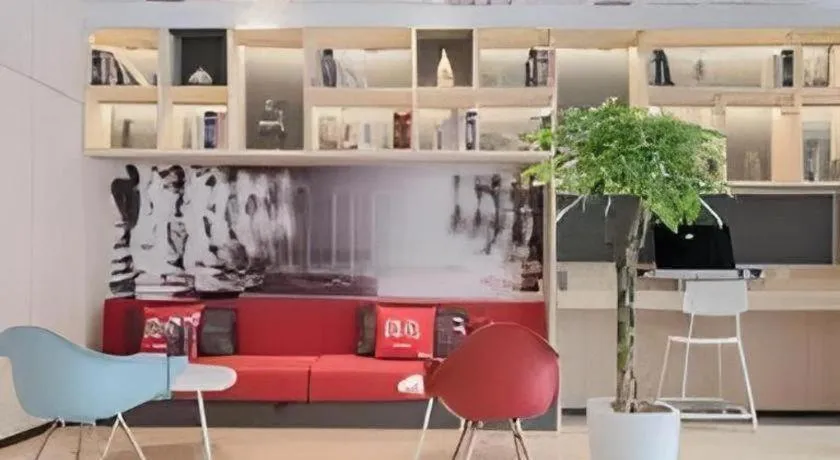 ibis Chengdu East Railway Station Hotel