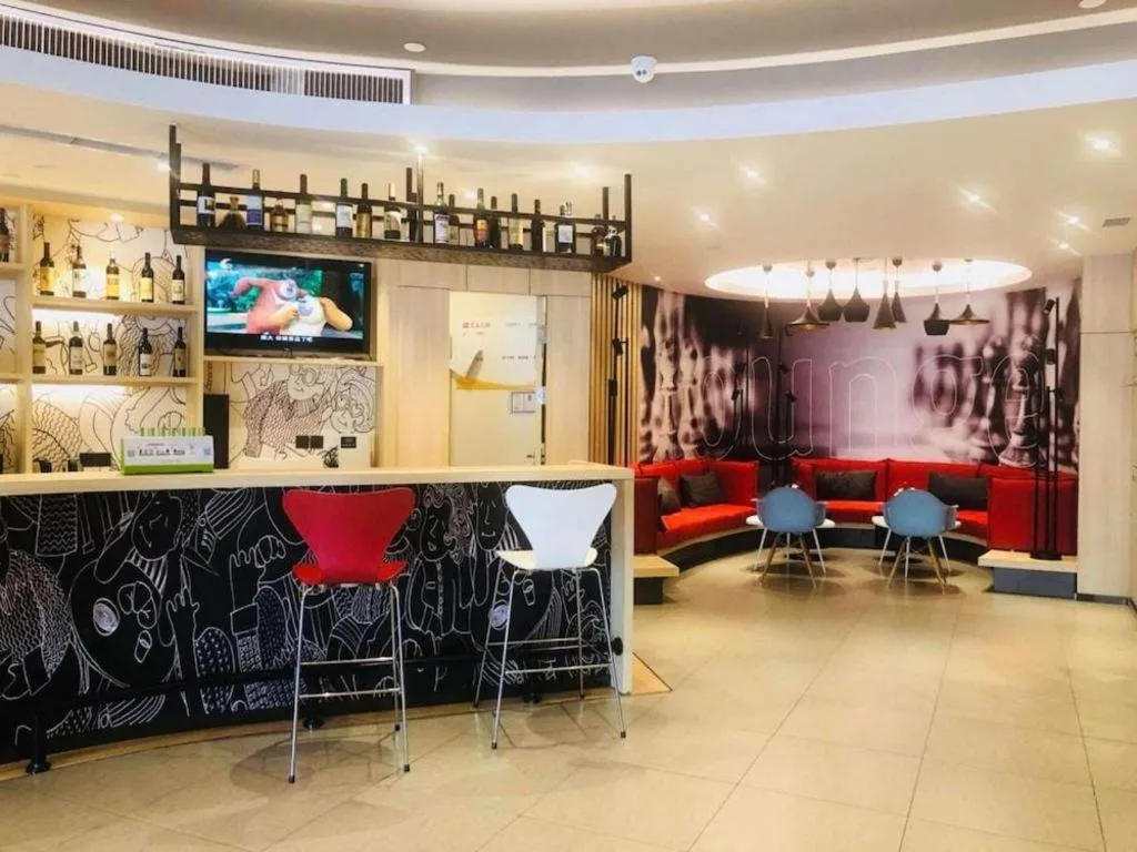 ibis Chengdu East Railway Station Hotel