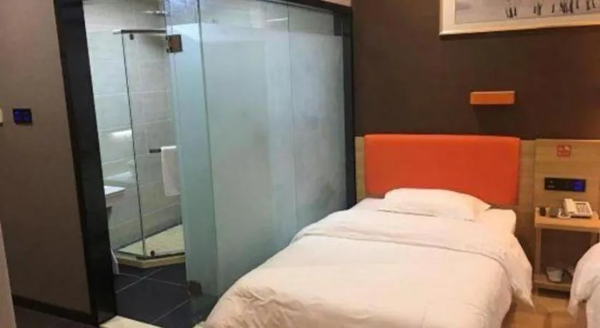 Bed in 7 Days Premium Qingdao Keji Street Taishan Road Metro Station