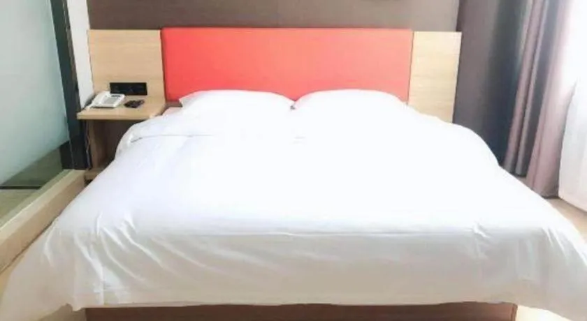 Bed in 7 Days Premium Qingdao Keji Street Taishan Road Metro Station