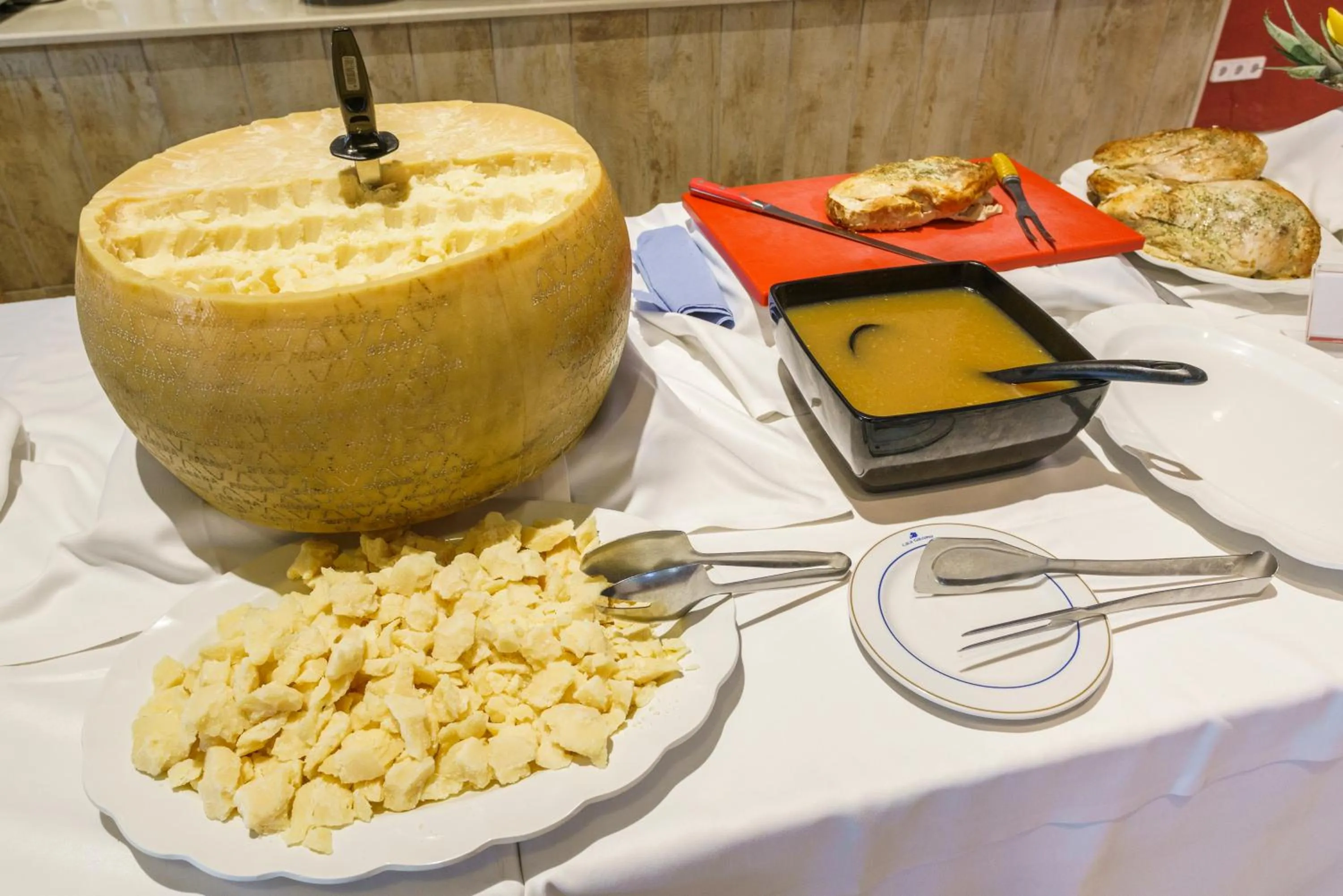 Breakfast in Minura Cala Galdana & Apartamentos d'Aljandar