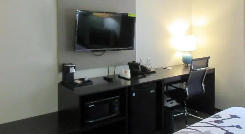 Bed in Sleep Inn & Suites Chiloquin-Crater Lake Junction