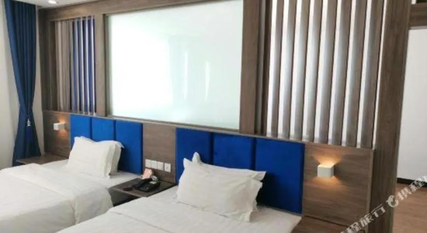 Bed in 7 Days Inn Lvliang Bus Terminal