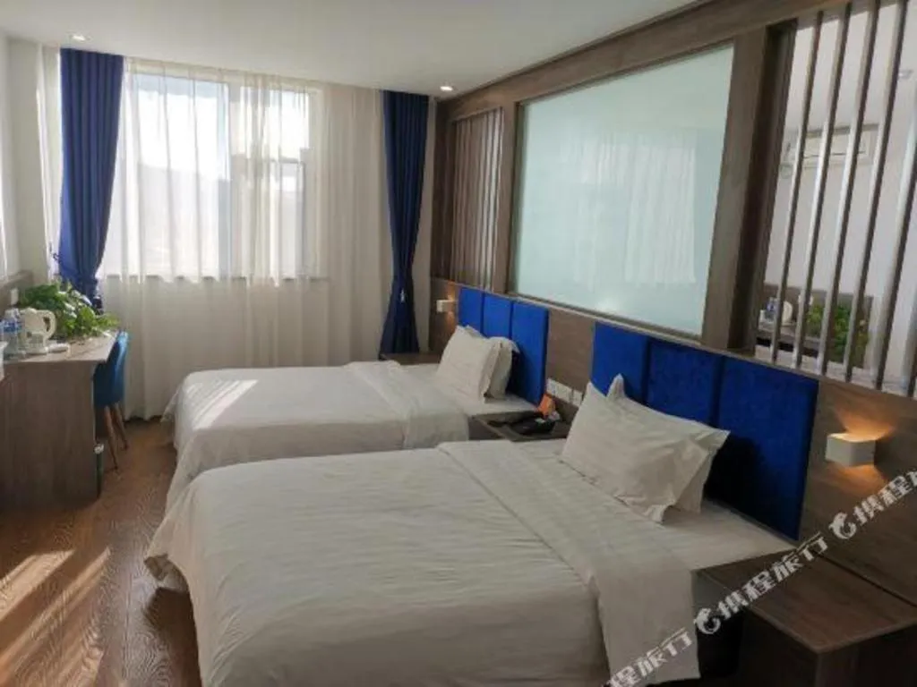 Bed in 7 Days Inn Lvliang Bus Terminal