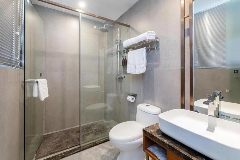 H Life Hotel (Shenzhen Sea World Branch)