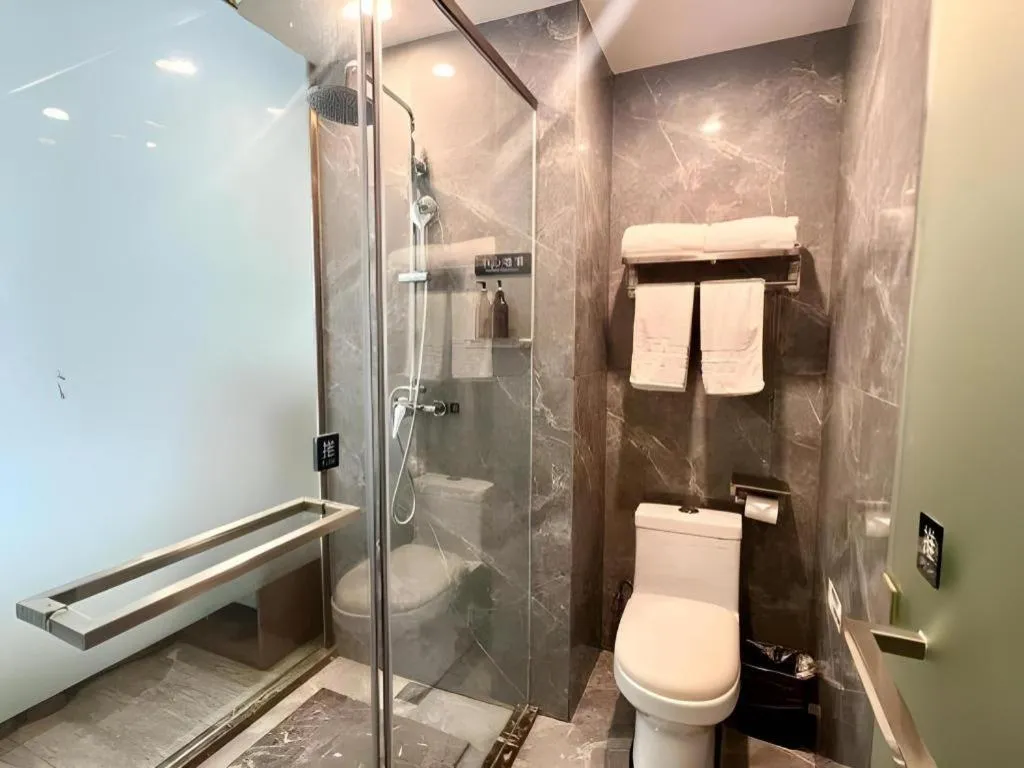 H Life Hotel (Shenzhen Sea World Branch)