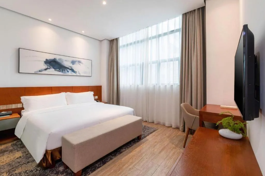 Bed in H Life Hotel (Shenzhen Sea World Branch)