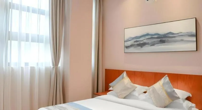 Bed in H Life Hotel (Shenzhen Sea World Branch)