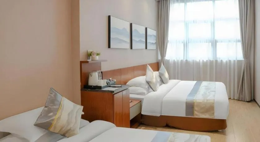 Bed in H Life Hotel (Shenzhen Sea World Branch)