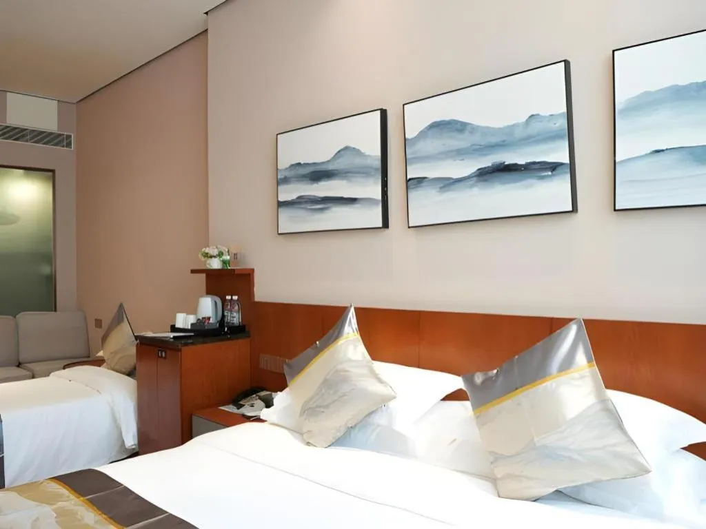 Bed in H Life Hotel (Shenzhen Sea World Branch)