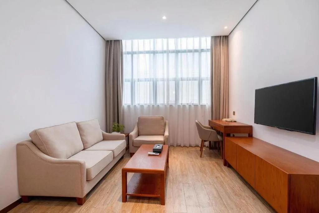 H Life Hotel (Shenzhen Sea World Branch)