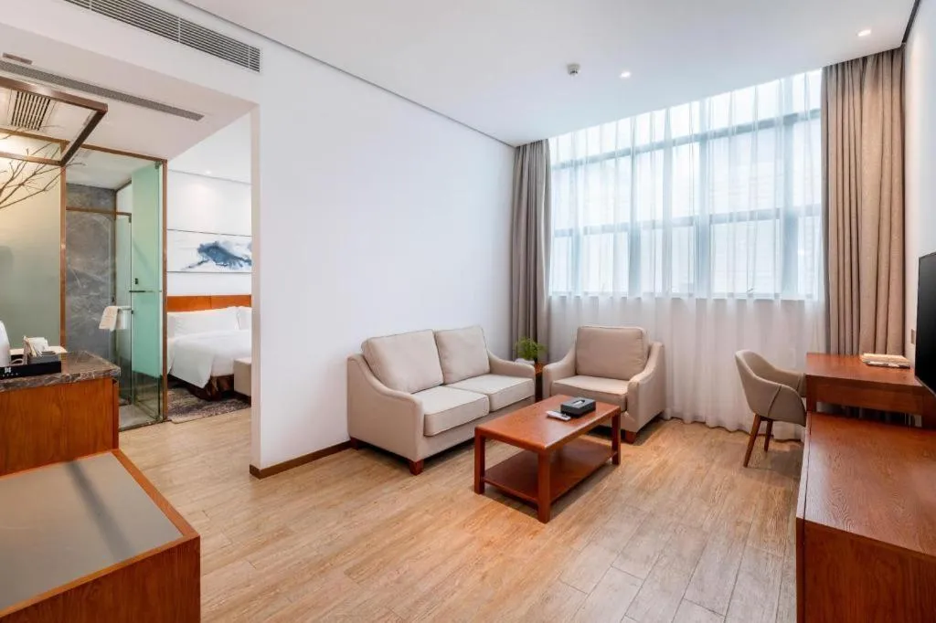 H Life Hotel (Shenzhen Sea World Branch)