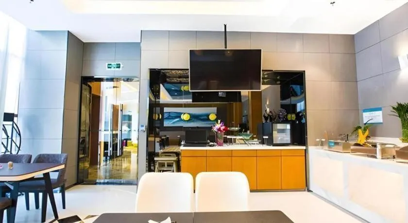 Jinjiang Inn Style Xinyang Railway Station Tianrun Plaza