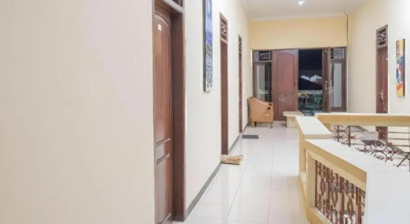 OYO 643 Al Thalib 8 Syariah