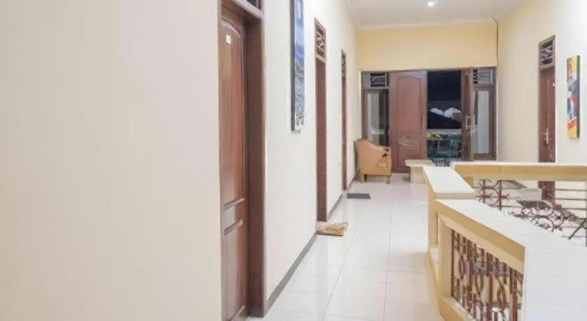 OYO 643 Al Thalib 8 Syariah