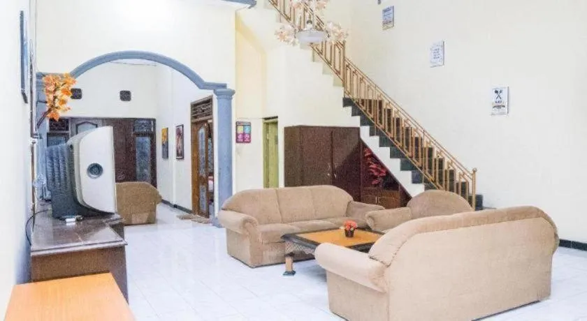 OYO 643 Al Thalib 8 Syariah