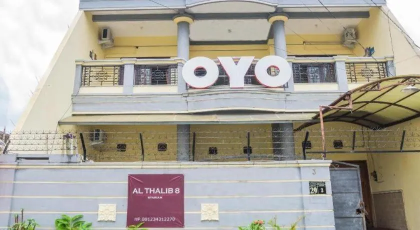 OYO 643 Al Thalib 8 Syariah