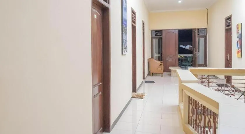 OYO 643 Al Thalib 8 Syariah