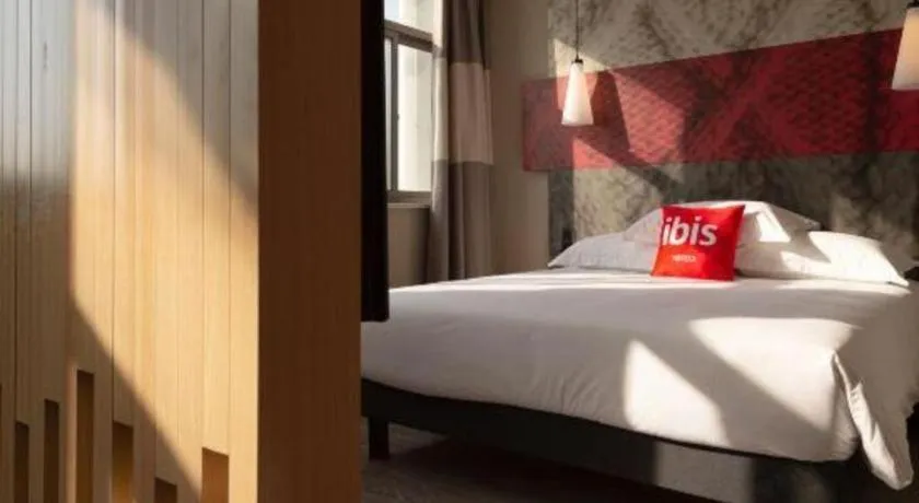 Bed in Ibis Lianyungang Guanyun County Downtown Hotel Hotel