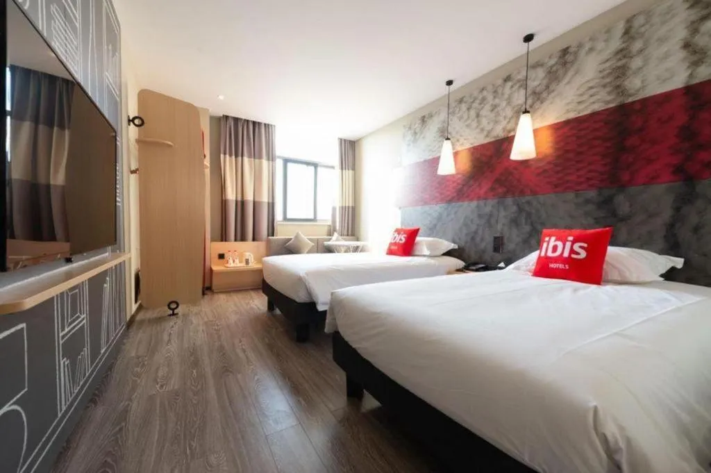 Bed in Ibis Lianyungang Guanyun County Downtown Hotel Hotel