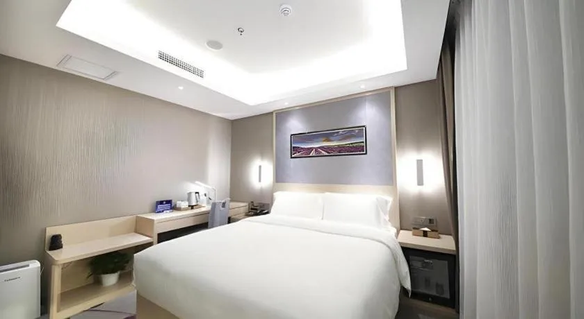 Bed in Lavande Hotel Beijing Guanganmen Lize Commercial Zone