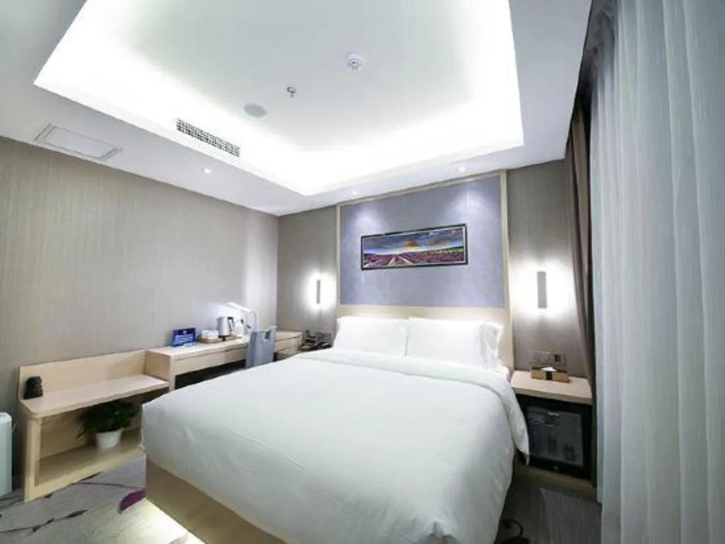 Bed in Lavande Hotel Beijing Guanganmen Lize Commercial Zone