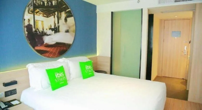Bed in Ibis Styles Shanghai Qingpu Sports Center Hotel