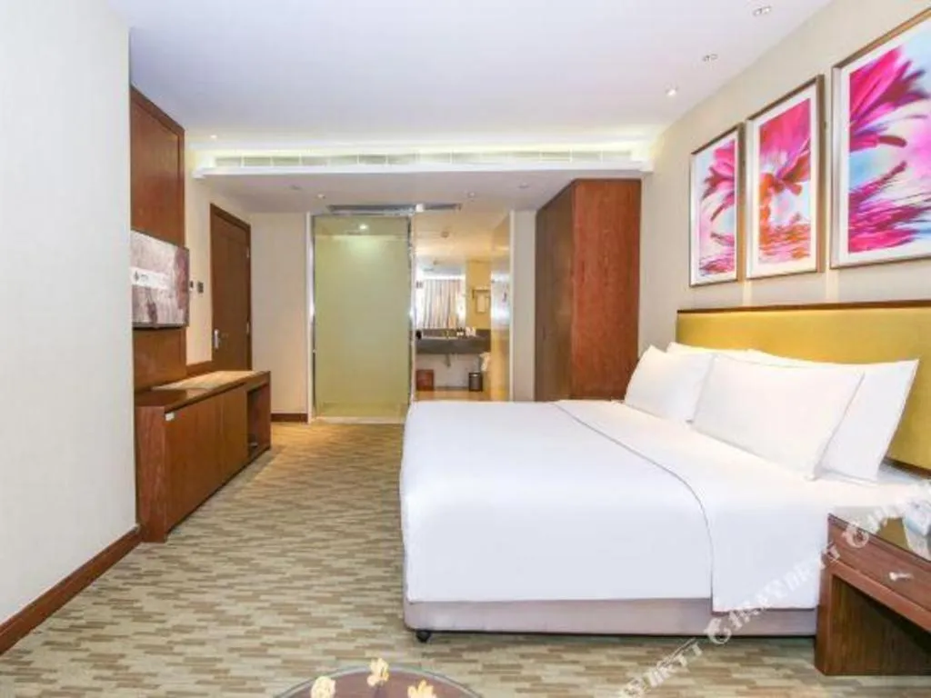 Bed in New Regent Hotel