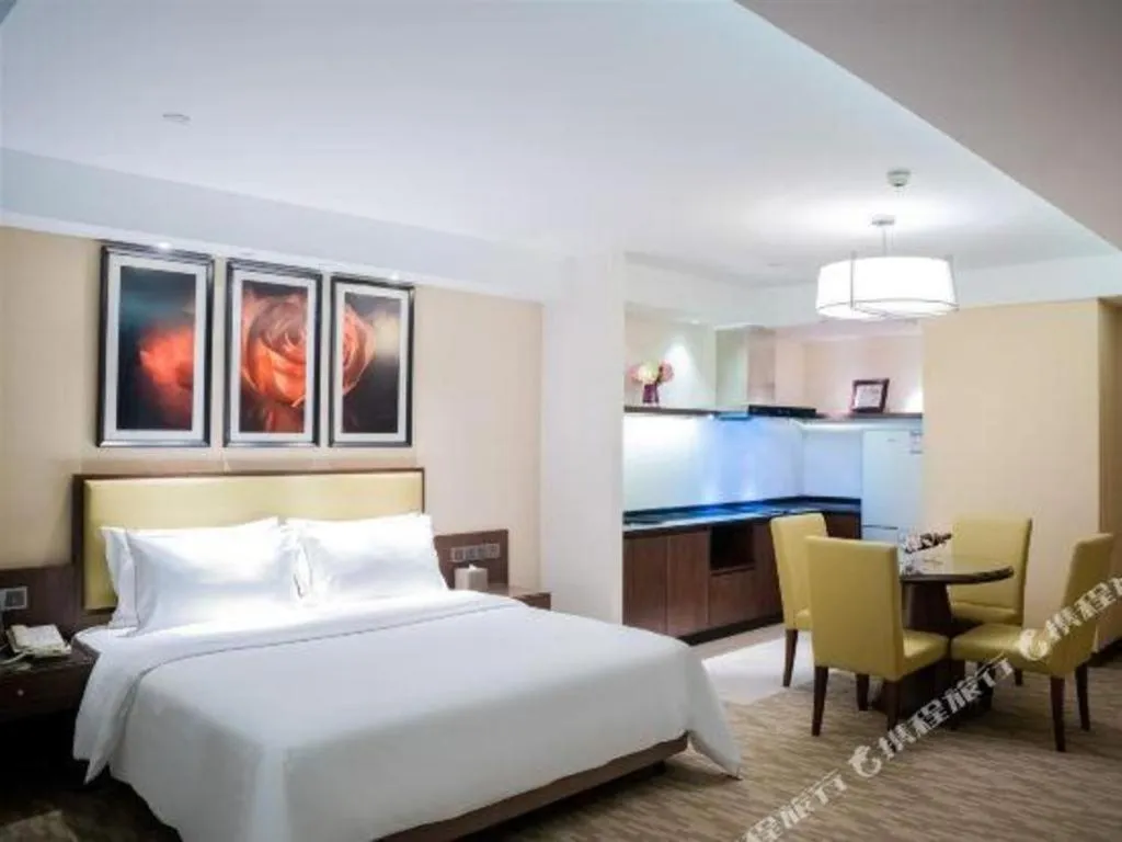 Bed in New Regent Hotel