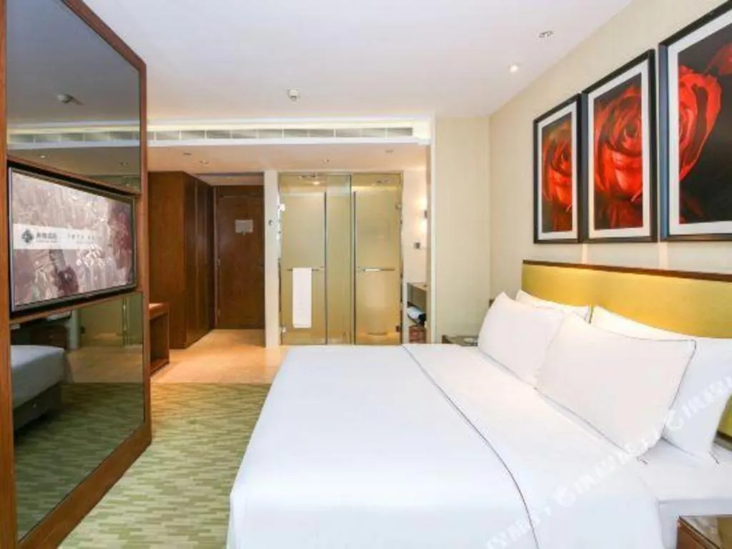 Bed in New Regent Hotel