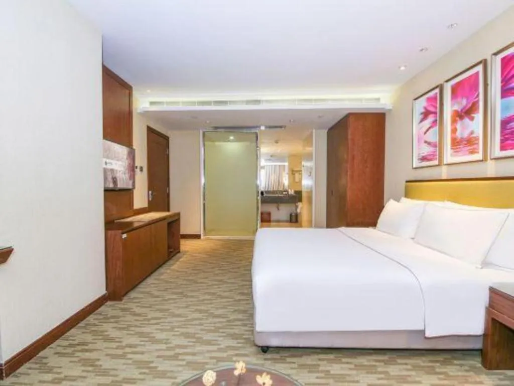 Bed in New Regent Hotel