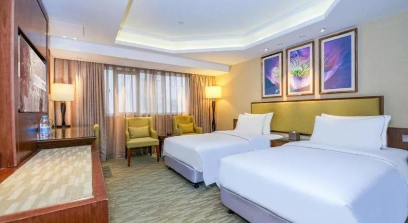 Bed in New Regent Hotel