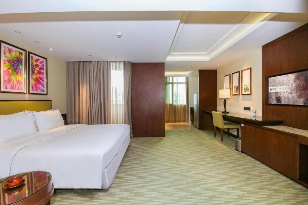 Bed in New Regent Hotel