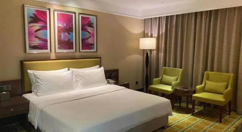 Bed in New Regent Hotel