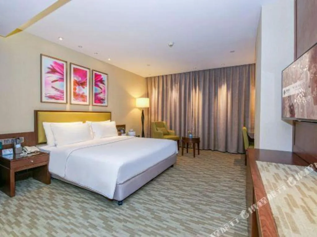 Bed in New Regent Hotel