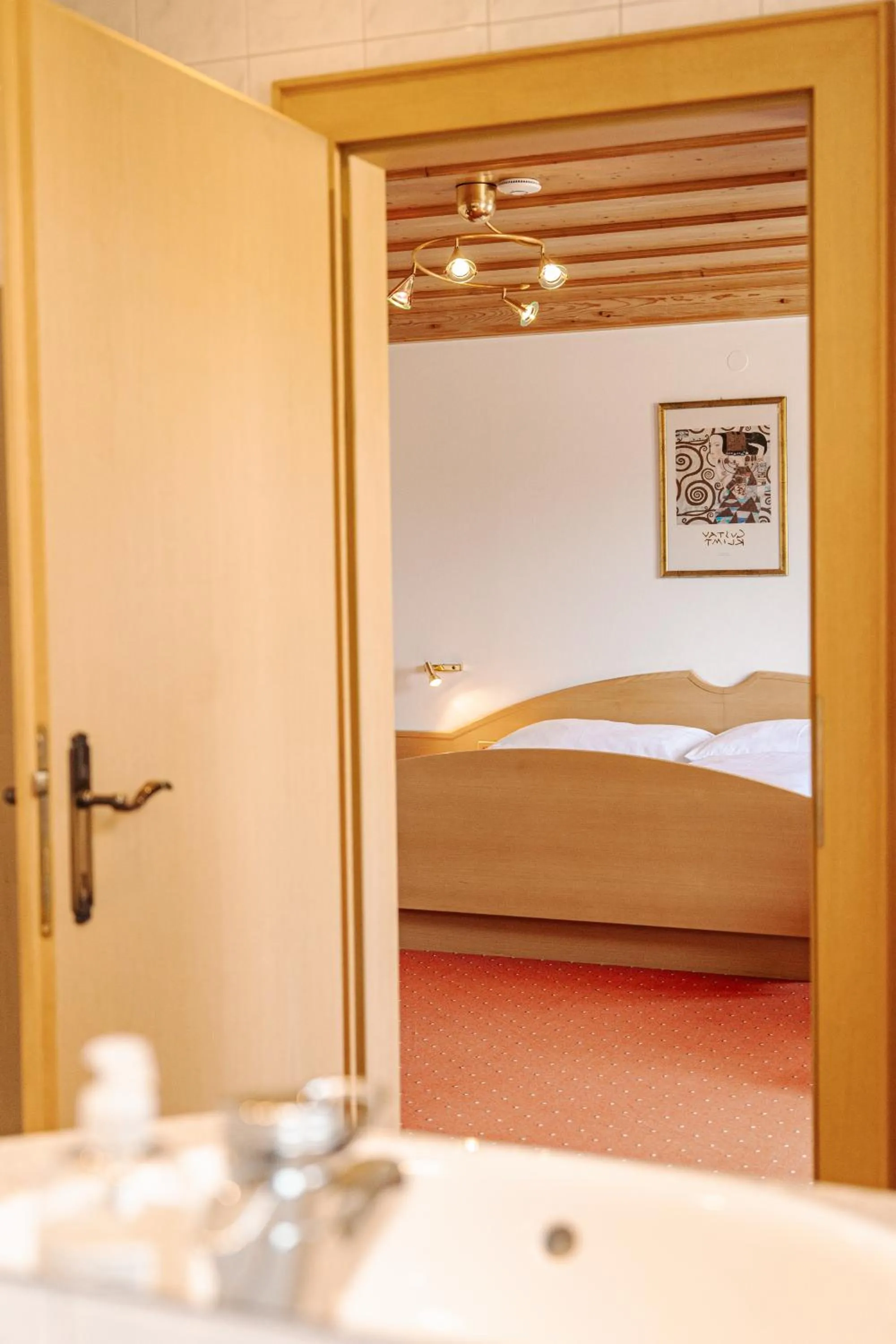 Photo of the whole room, Bed in Pension Schlossberg